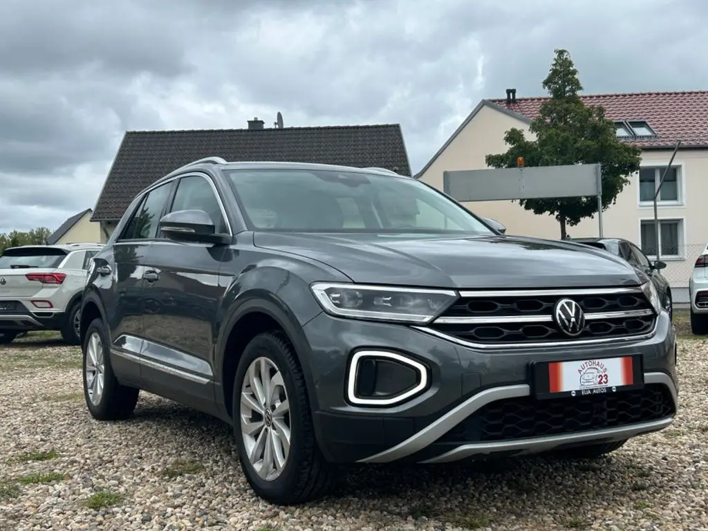 Photo 1 : Volkswagen T-roc 2022 Petrol