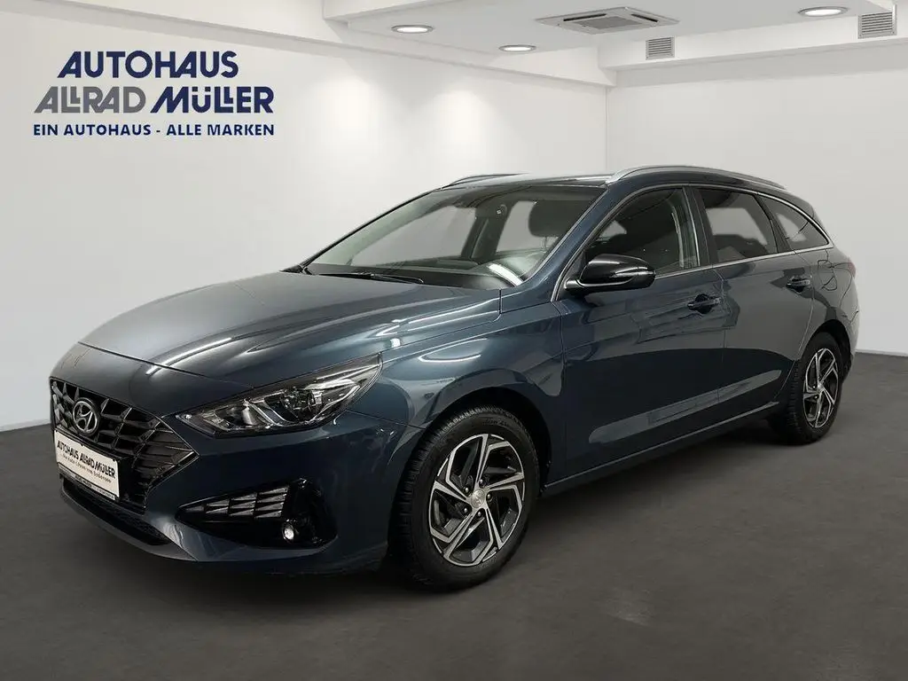 Photo 1 : Hyundai I30 2023 Petrol