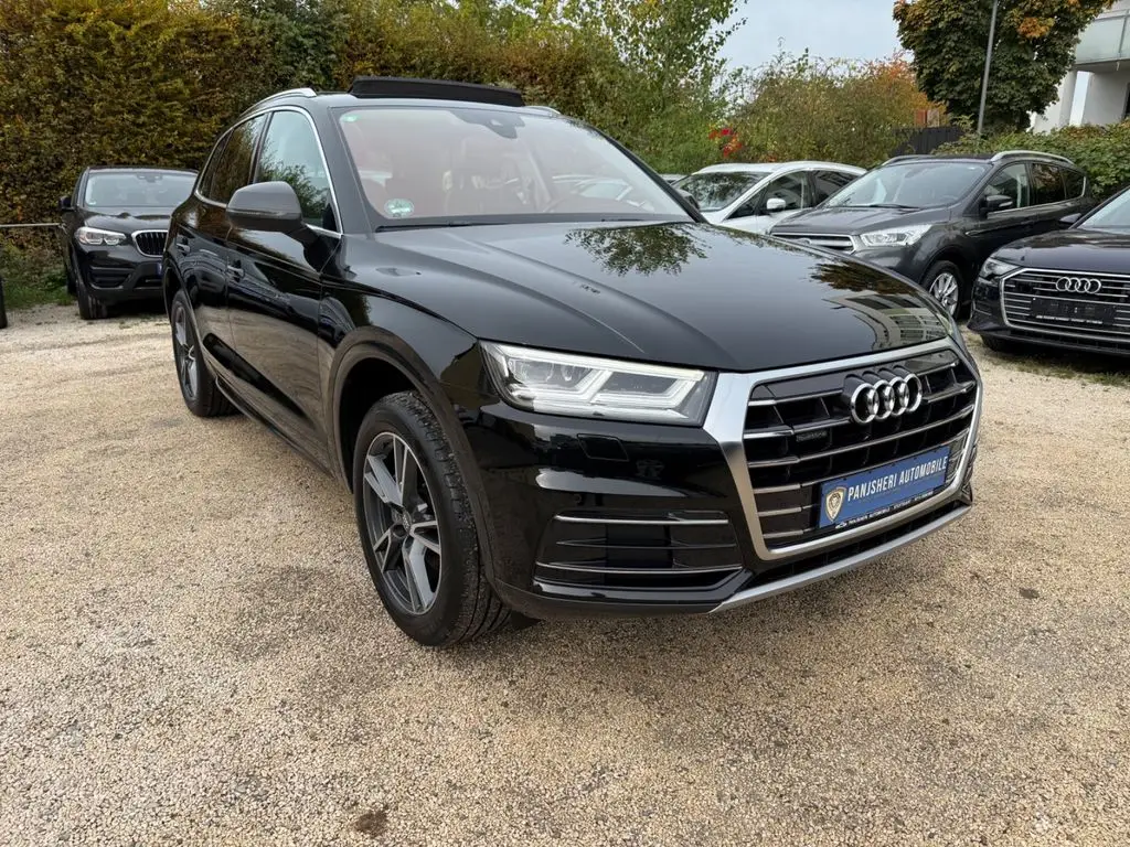 Photo 1 : Audi Q5 2020 Diesel