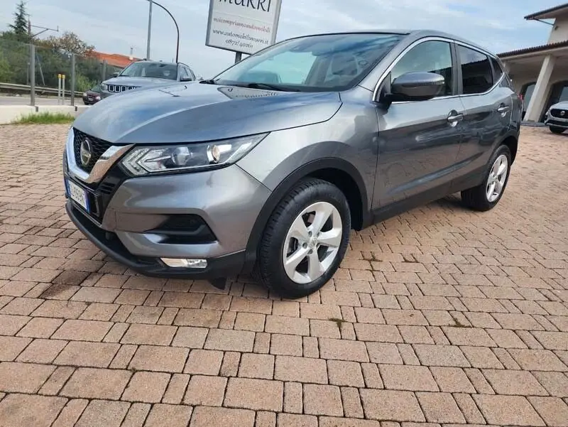 Photo 1 : Nissan Qashqai 2019 Petrol