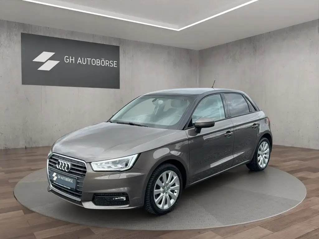 Photo 1 : Audi A1 2016 Diesel