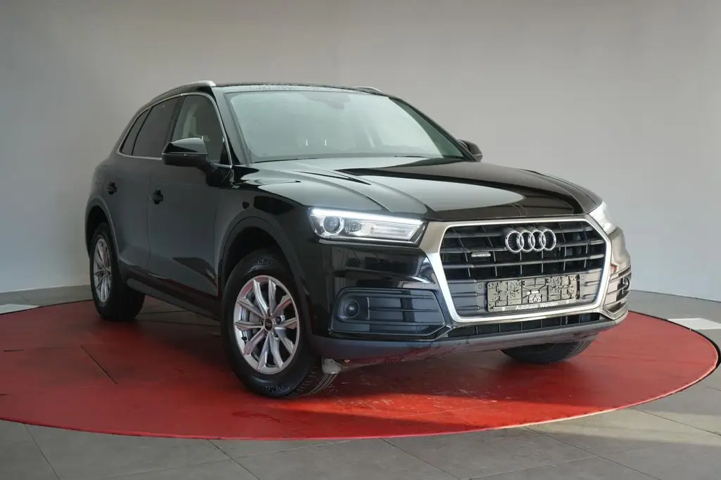 Photo 1 : Audi Q5 2020 Diesel