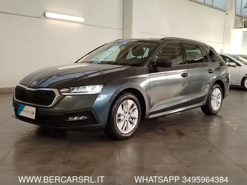 Photo 1 : Skoda Octavia 2021 Hybride