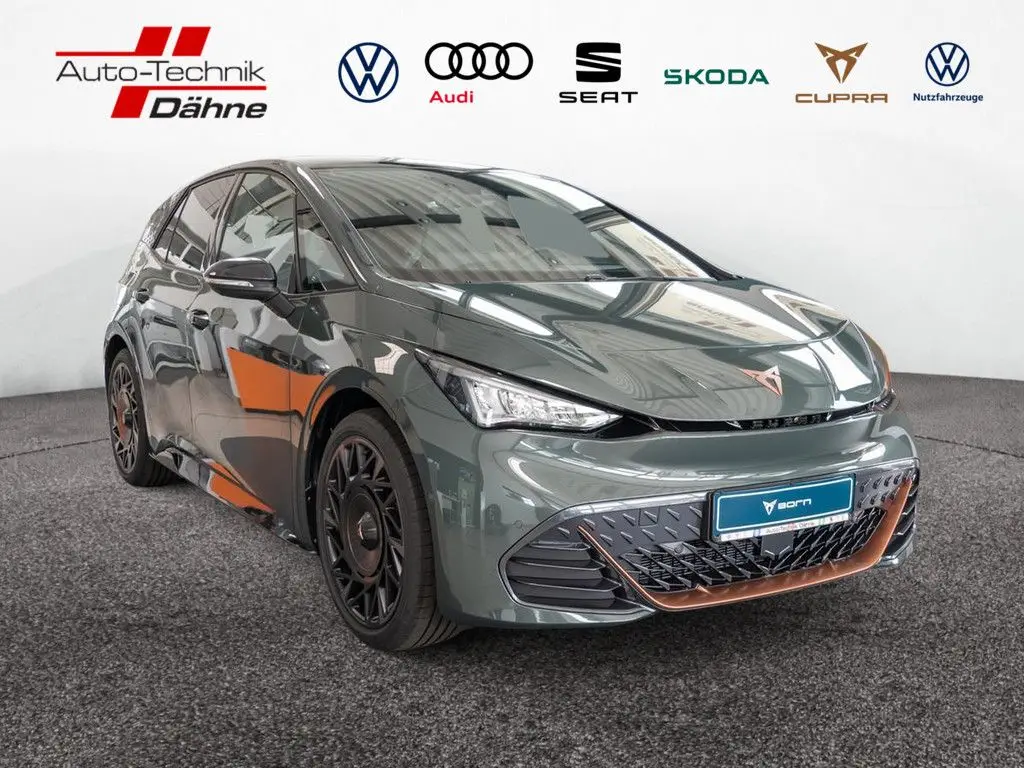 Photo 1 : Cupra Born 2024 Non renseigné