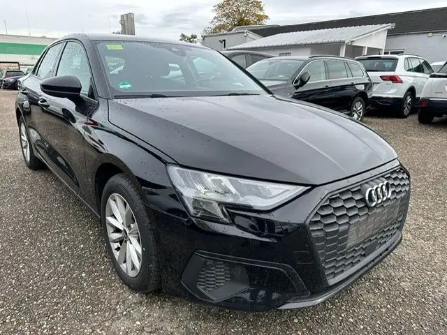 Photo 1 : Audi A3 2020 Diesel