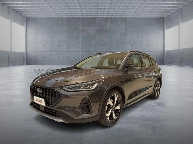 Photo 1 : Ford Focus 2023 Hybrid