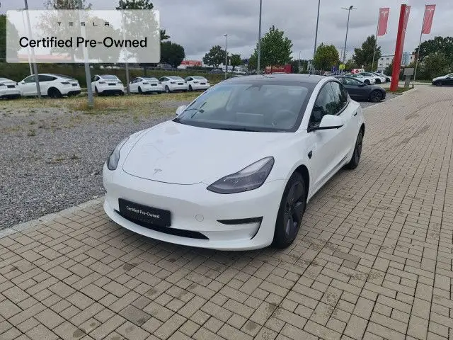 Photo 1 : Tesla Model 3 2021 Non renseigné