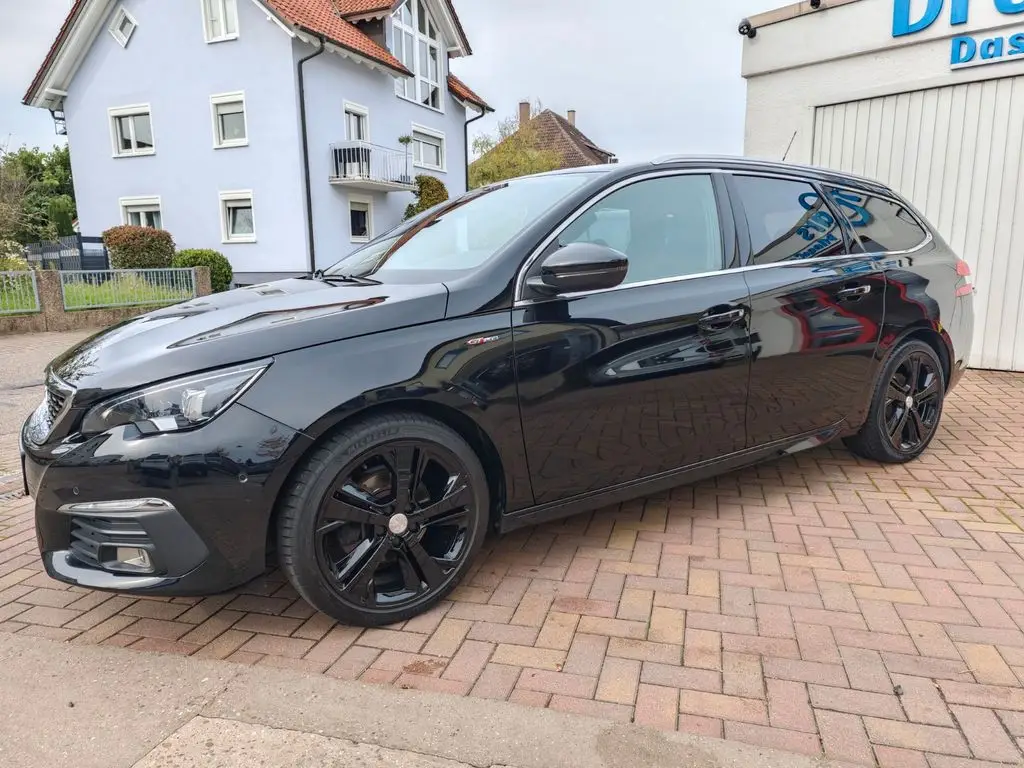 Photo 1 : Peugeot 308 2019 Petrol