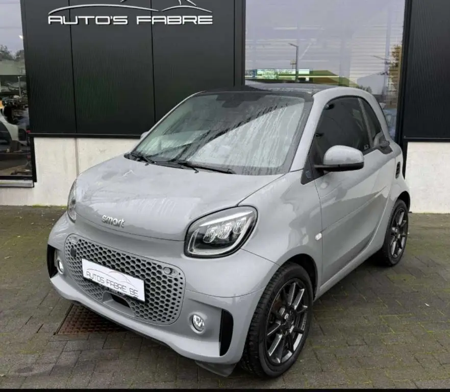 Photo 1 : Smart Fortwo 2021 Non renseigné