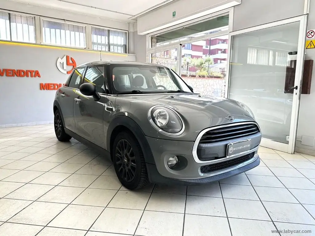 Photo 1 : Mini One 2018 Diesel