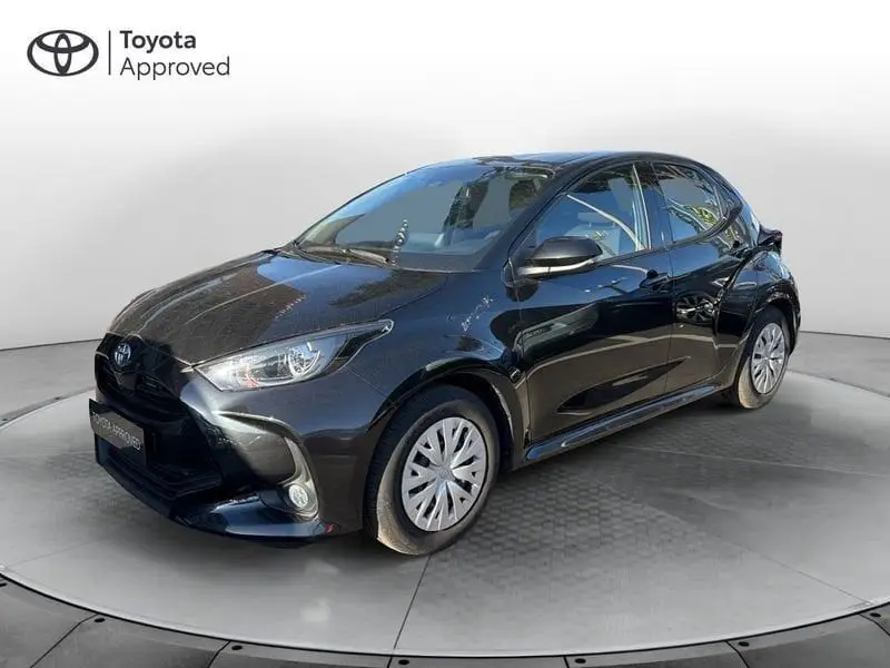 Photo 1 : Toyota Yaris 2023 Petrol