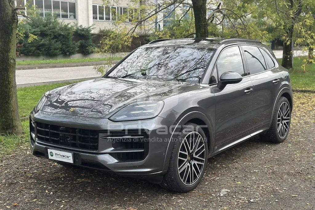 Photo 1 : Porsche Cayenne 2024 Hybrid