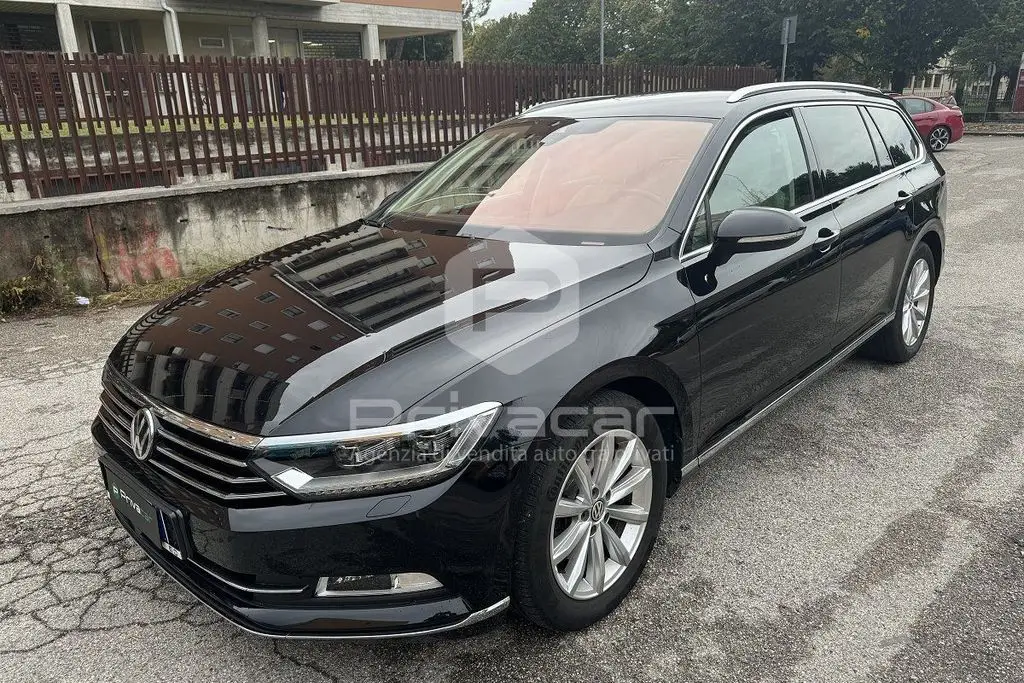 Photo 1 : Volkswagen Passat 2019 Diesel