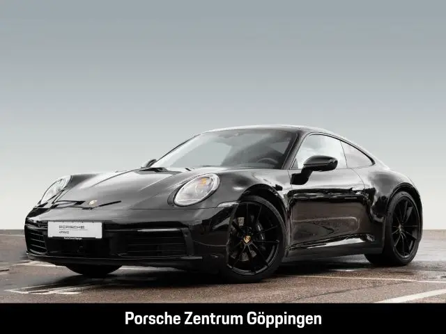 Photo 1 : Porsche 992 2020 Essence