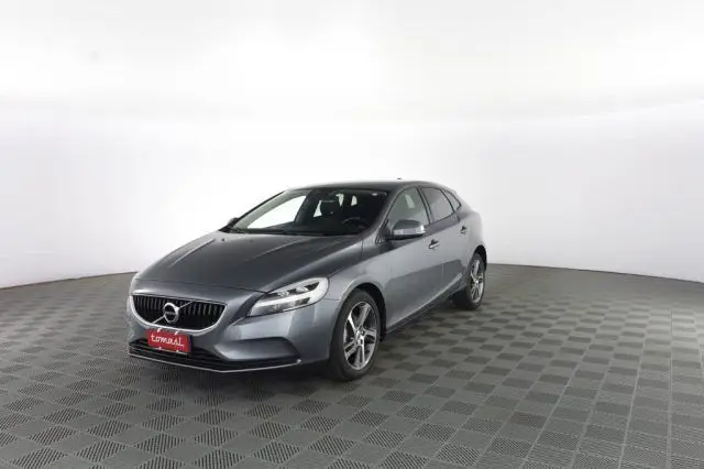 Photo 1 : Volvo V40 2017 Diesel