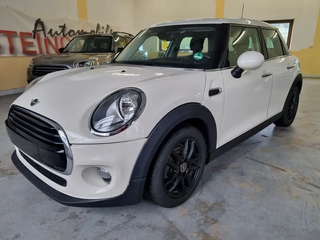 Photo 1 : Mini Cooper 2016 Diesel