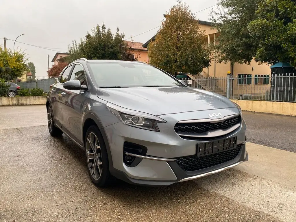 Photo 1 : Kia Xceed 2022 Hybride