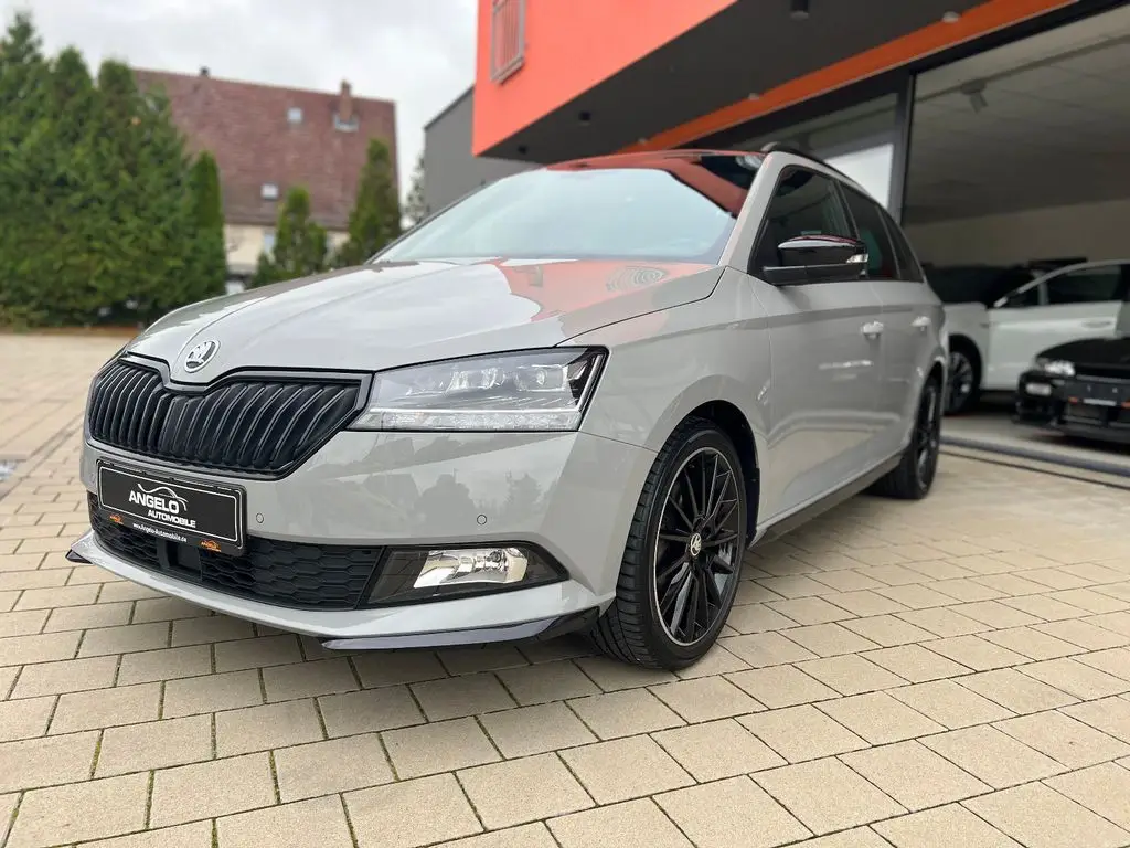 Photo 1 : Skoda Fabia 2020 Petrol