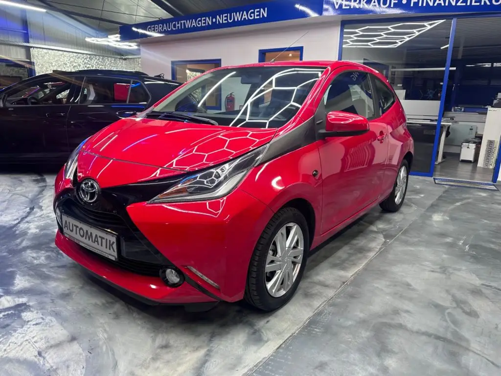 Photo 1 : Toyota Aygo X 2014 Essence