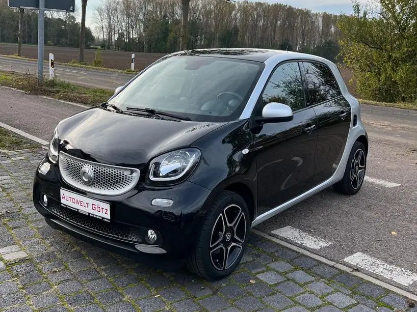 Photo 1 : Smart Forfour 2016 Petrol