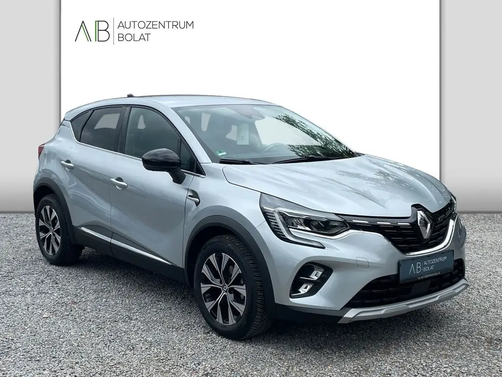 Photo 1 : Renault Captur 2022 Hybrid