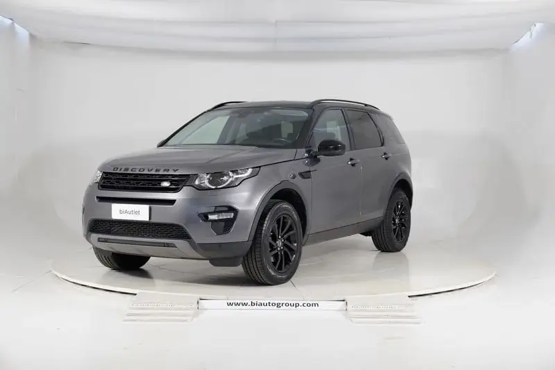 Photo 1 : Land Rover Discovery 2017 Essence