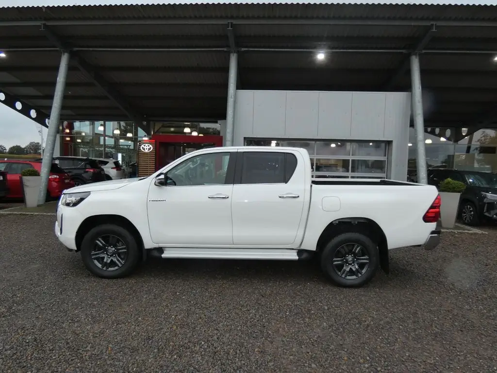 Photo 1 : Toyota Hilux 2021 Diesel