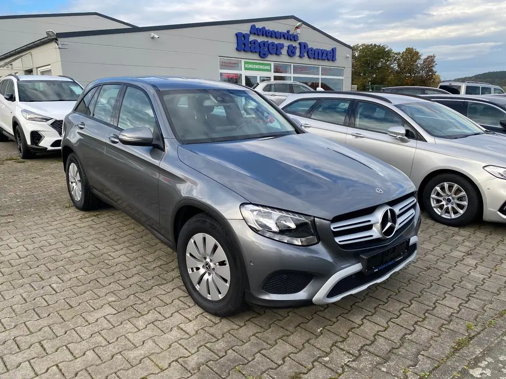 Photo 1 : Mercedes-benz Classe Glc 2018 Essence