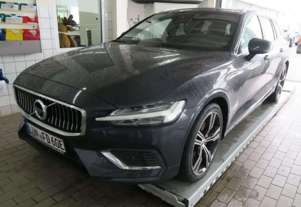 Photo 1 : Volvo V60 2020 Hybride