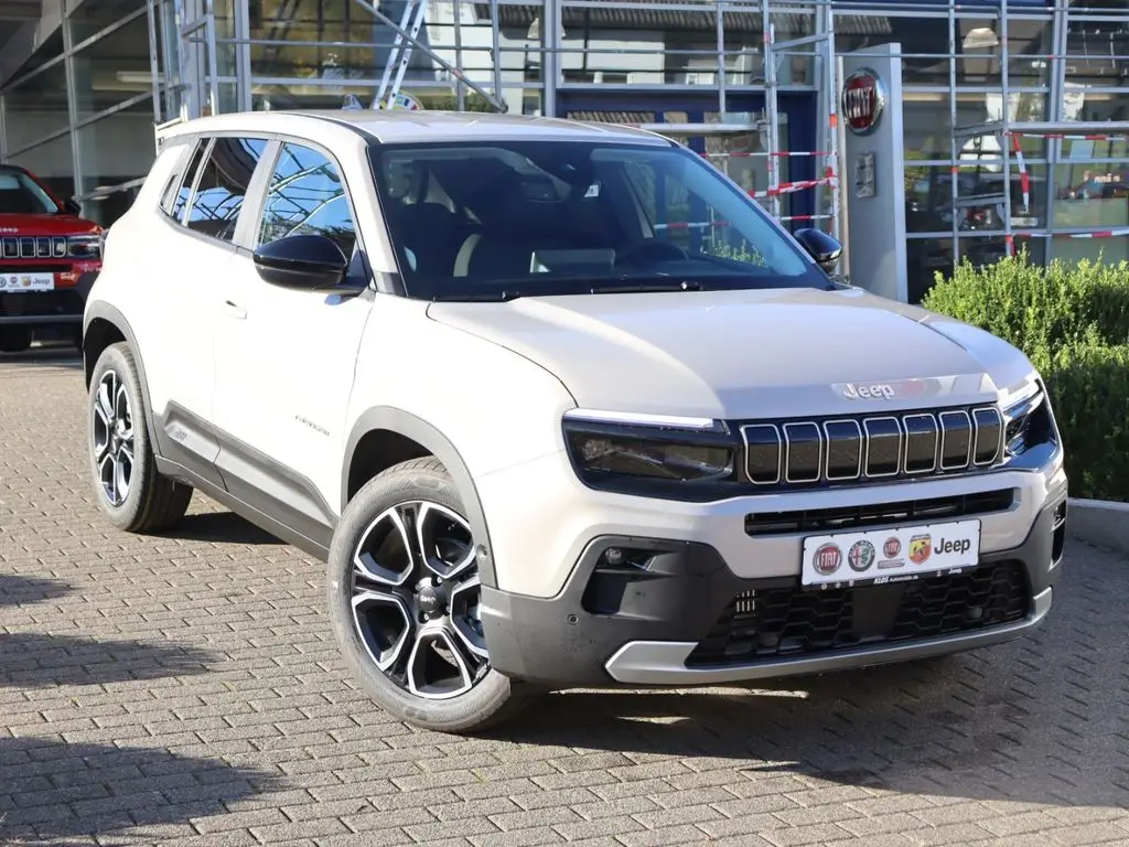 Photo 1 : Jeep Avenger 2024 Petrol