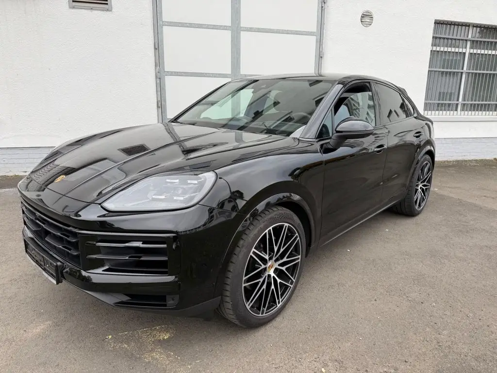 Photo 1 : Porsche Cayenne 2024 Essence