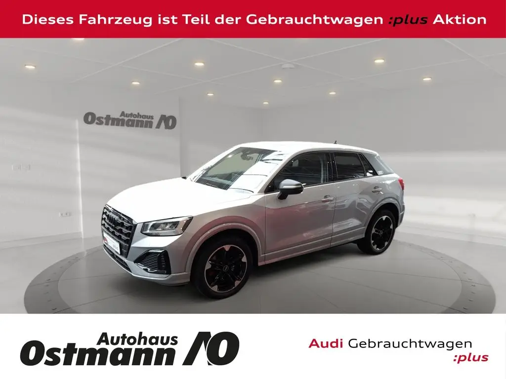 Photo 1 : Audi Q2 2023 Petrol