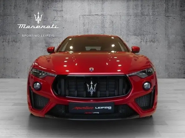 Photo 1 : Maserati Levante 2019 Essence