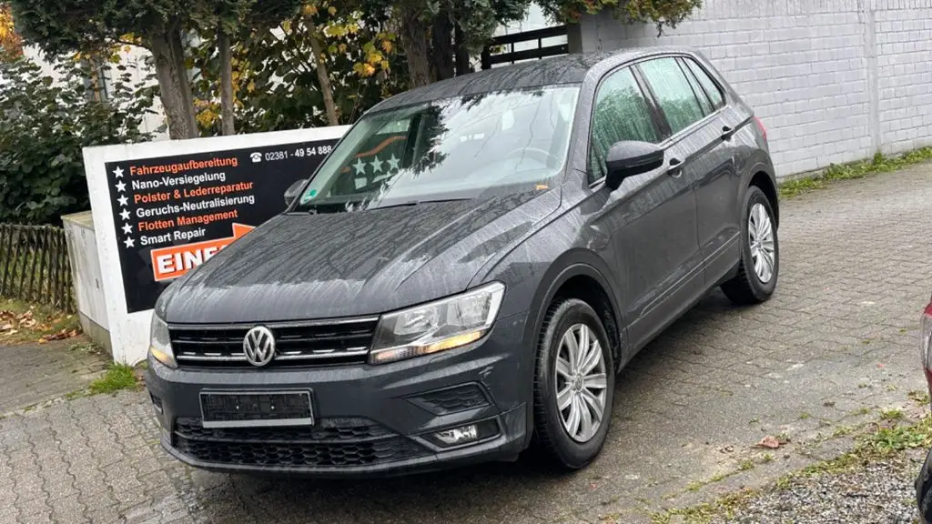 Photo 1 : Volkswagen Tiguan 2017 Essence