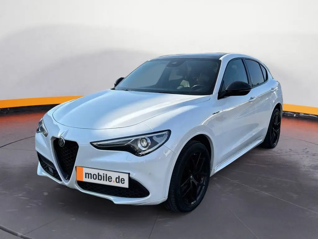 Photo 1 : Alfa Romeo Stelvio 2021 Essence