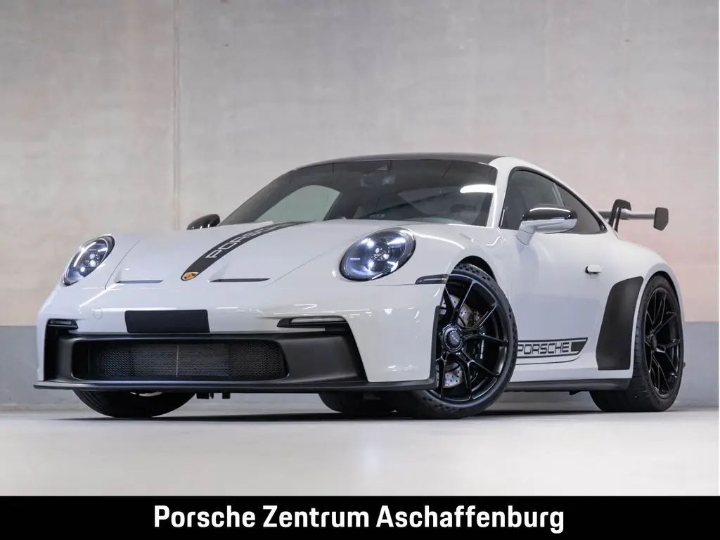 Photo 1 : Porsche 992 2022 Essence