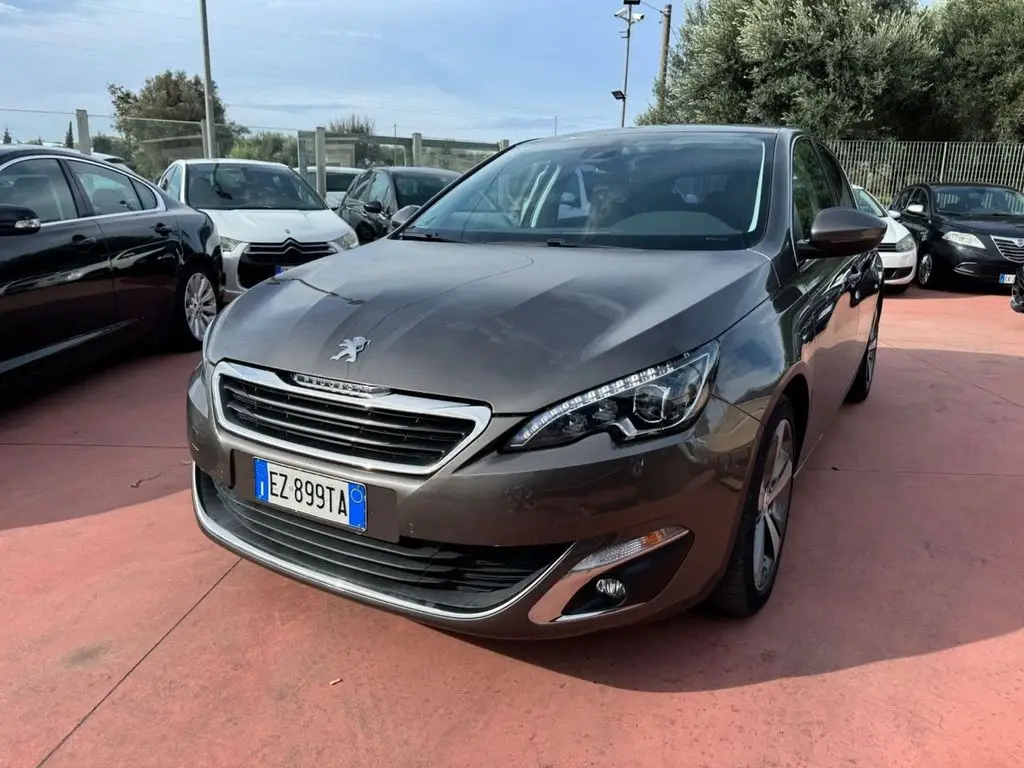 Photo 1 : Peugeot 308 2015 Diesel