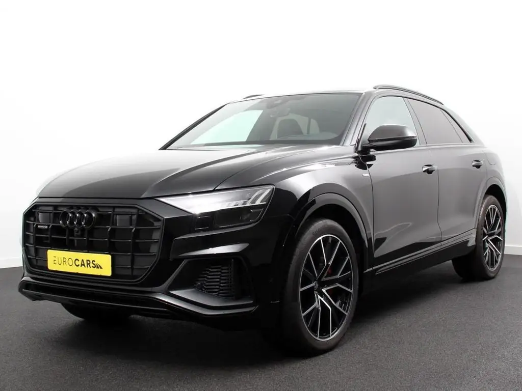 Photo 1 : Audi Q8 2024 Hybride