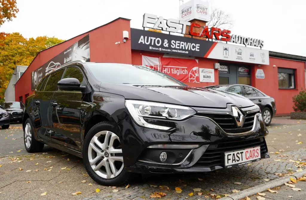 Photo 1 : Renault Megane 2020 Essence