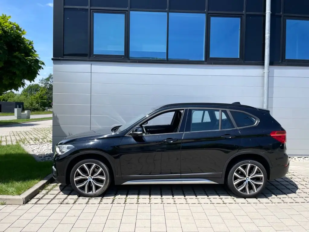 Photo 1 : Bmw X1 2016 Petrol