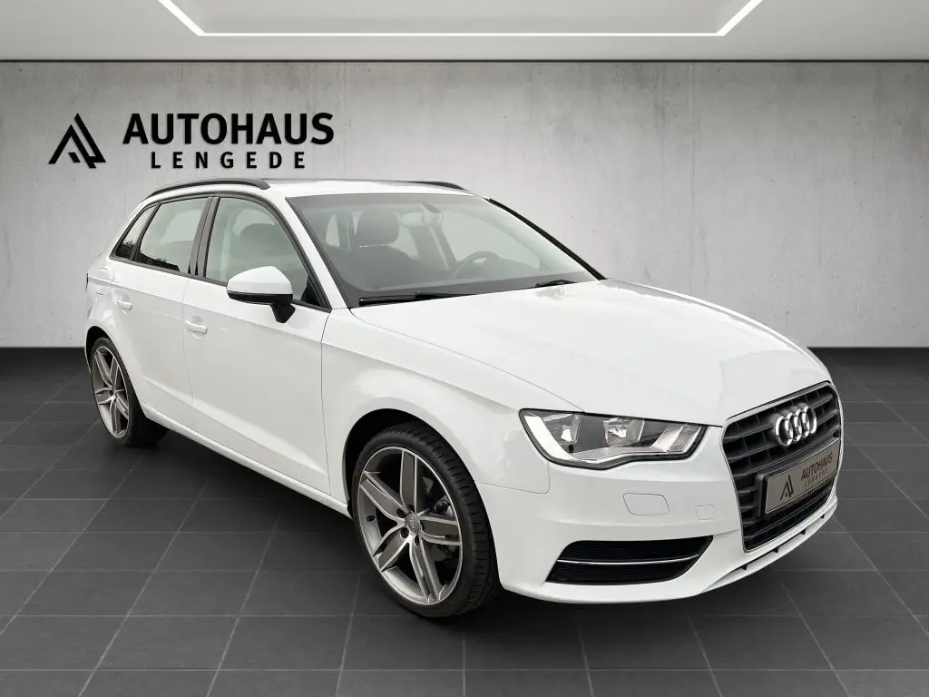 Photo 1 : Audi A3 2014 Petrol