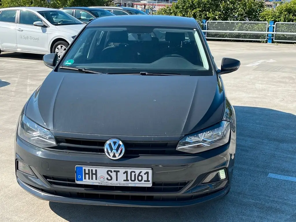 Photo 1 : Volkswagen Polo 2018 Essence