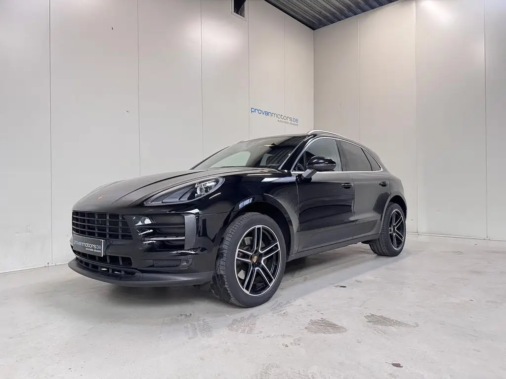 Photo 1 : Porsche Macan 2019 Essence