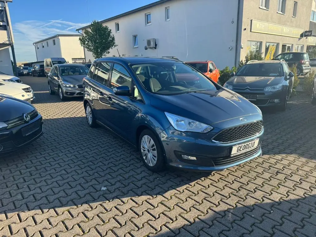 Photo 1 : Ford Grand C-max 2019 Petrol