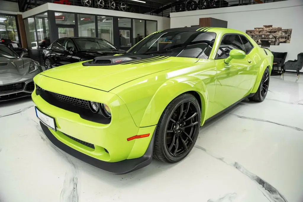 Photo 1 : Dodge Challenger 2020 Petrol