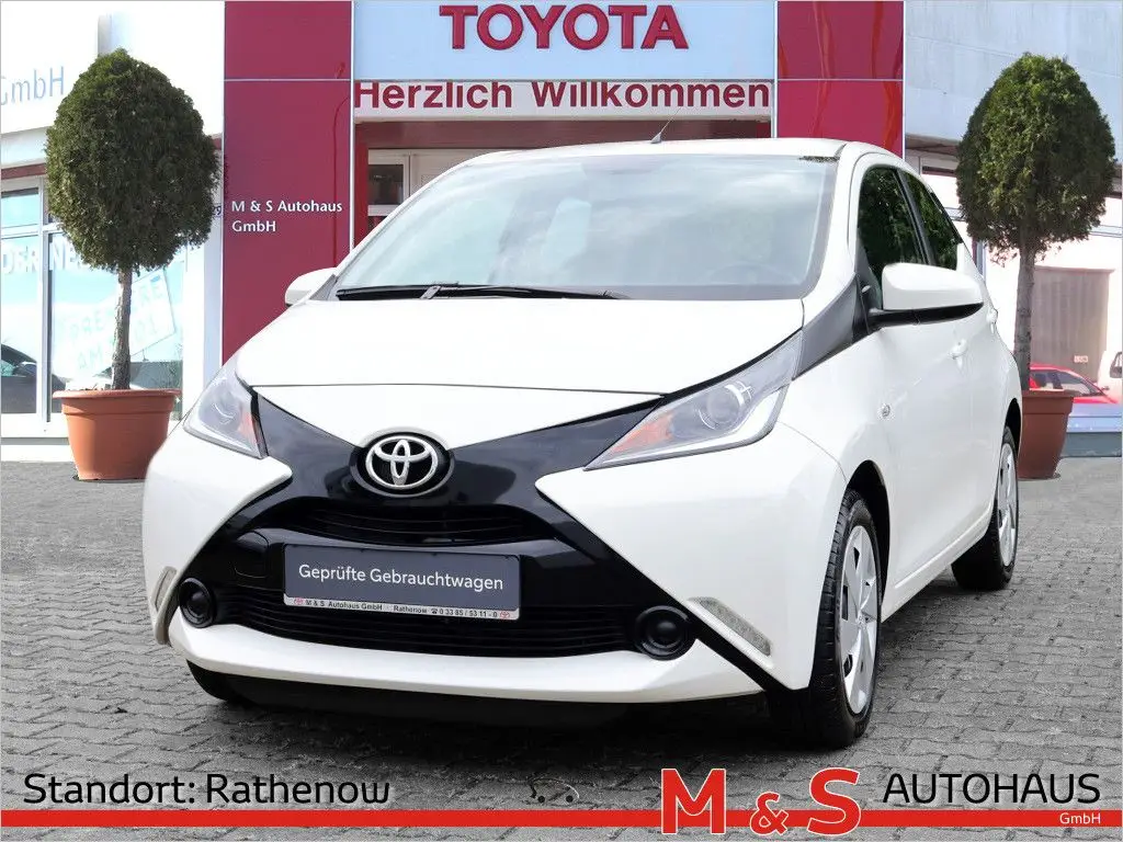 Photo 1 : Toyota Aygo X 2018 Essence