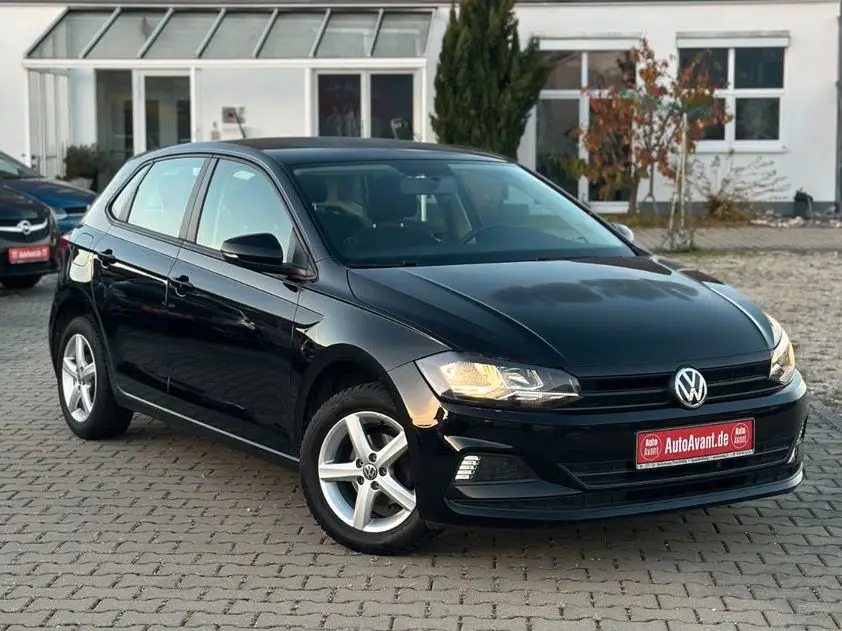 Photo 1 : Volkswagen Polo 2019 Petrol