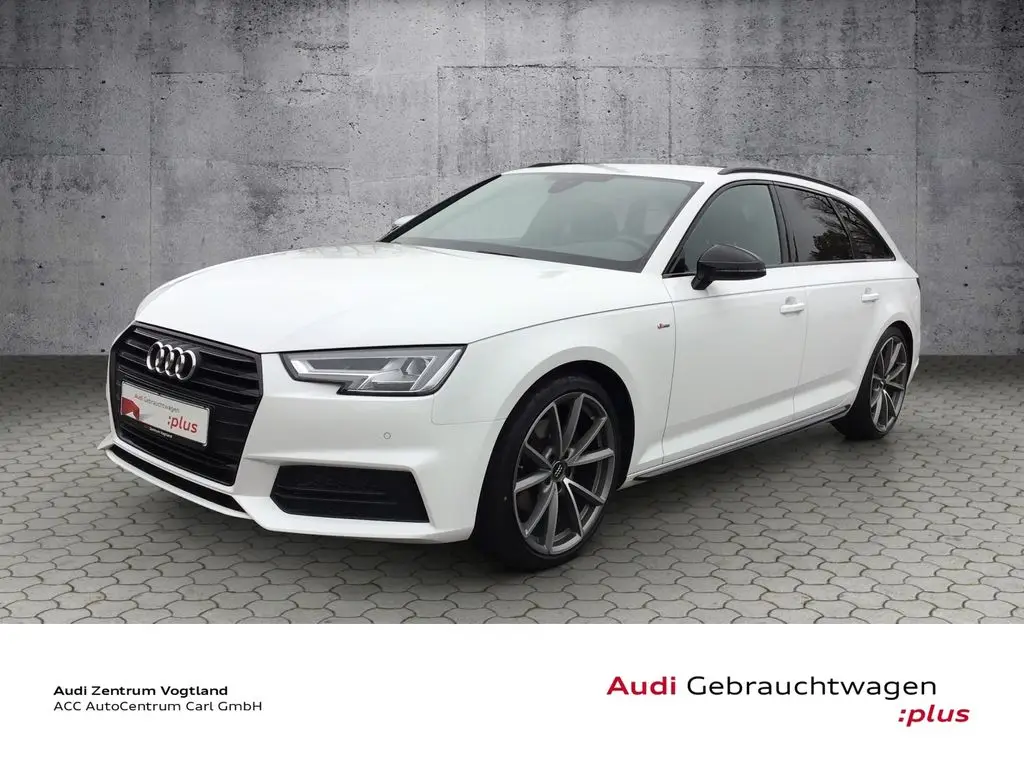 Photo 1 : Audi A4 2018 Petrol