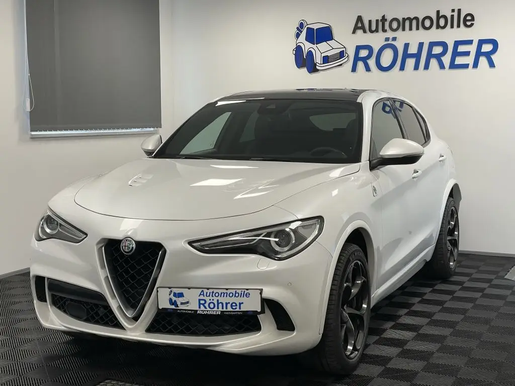 Photo 1 : Alfa Romeo Stelvio 2020 Essence