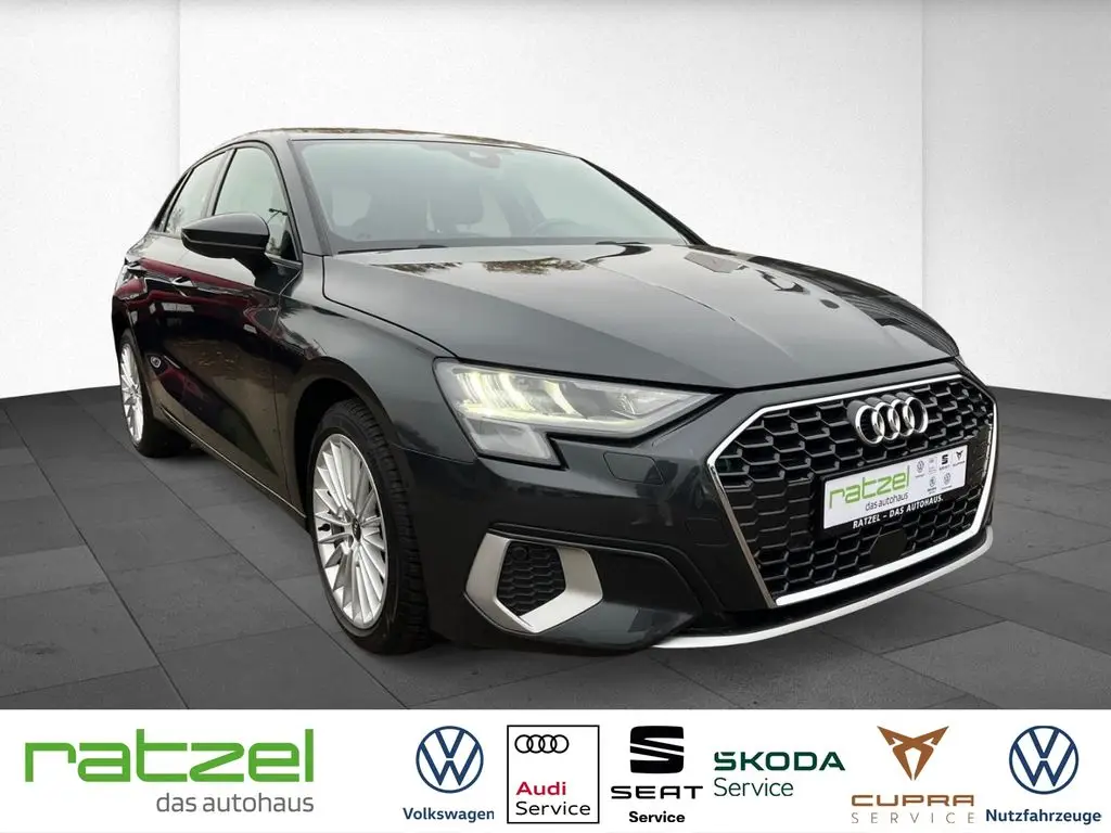 Photo 1 : Audi A3 2022 Essence